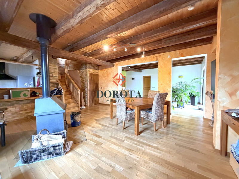 Maison - 163 m² - 7 pièces