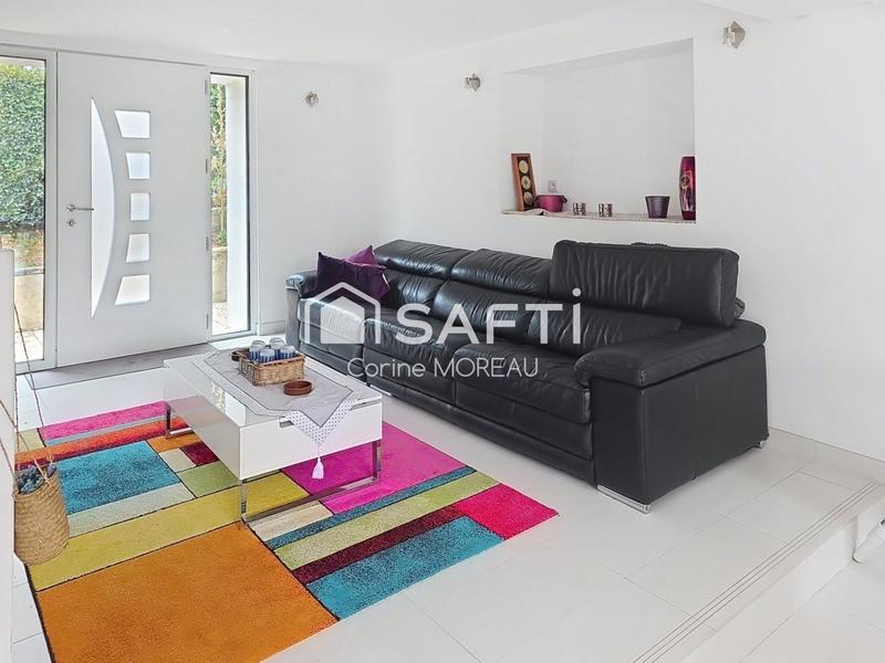 Maison - 211 m² - 9 pièces