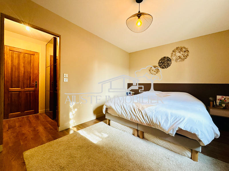 Maison - 160 m² - 5 pièces