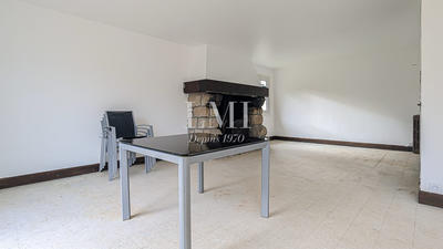 Maison traditionnelle - 150 m² - 7 pièces