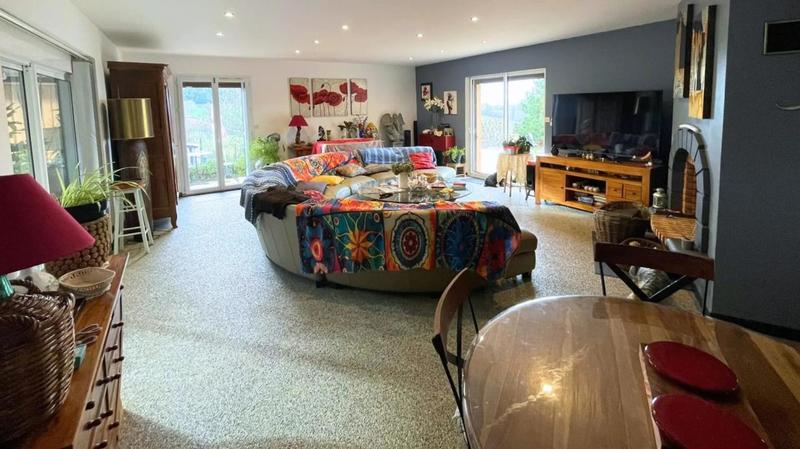 Maison - 150 m² - 5 pièces