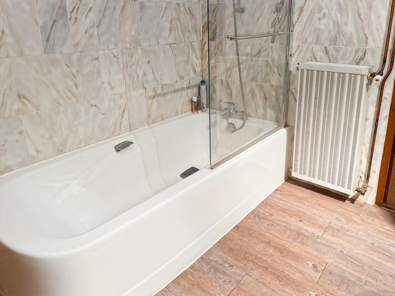 Maison en pierre - 302 m² - 8 pièces