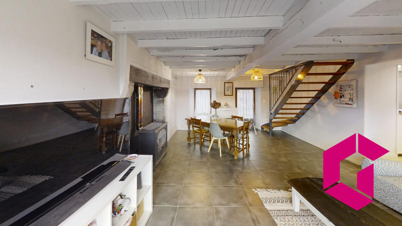 Maison ancienne - 84 m² - 5 pièces