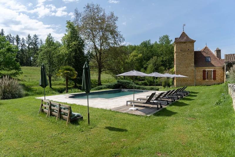 Moulin - 326 m² - 13 pièces