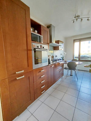 Appartement - 85 m² - 3 pièces