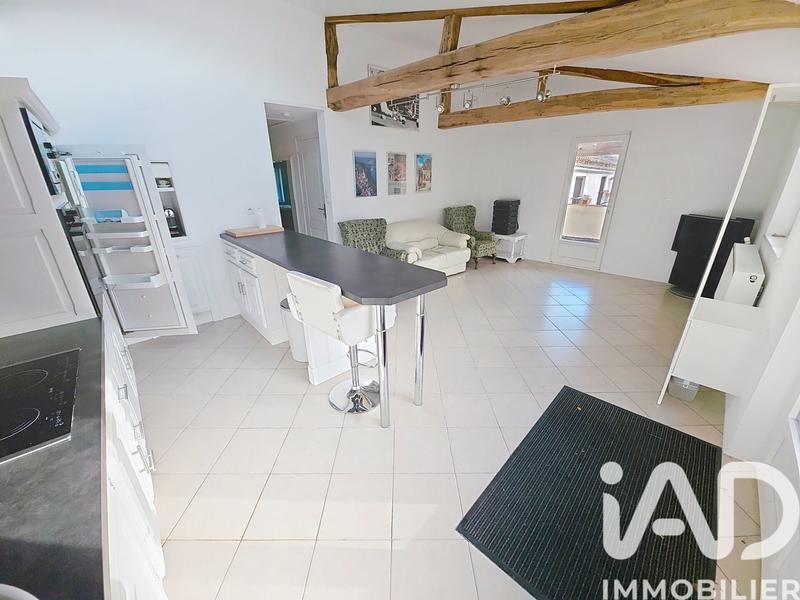 Maison - 290 m² - 8 pièces