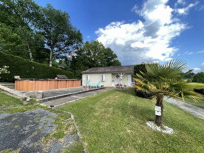 Maison - 92 m² - 4 pièces