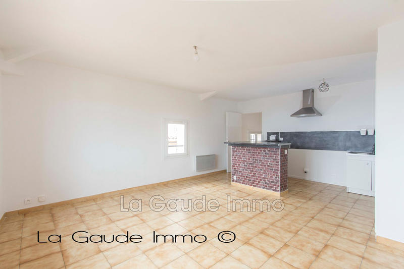 Duplex - 80 m² - 4 pièces