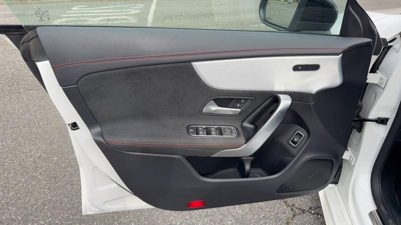 Mercedes Cla Shooting Brake Classe 200 d 150 8g-Dct Amg Line - Automatique