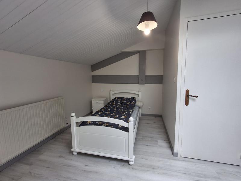 Maison traditionnelle - 241 m² - 7 pièces