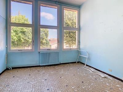 Immeuble - 272 m² - 16 pièces