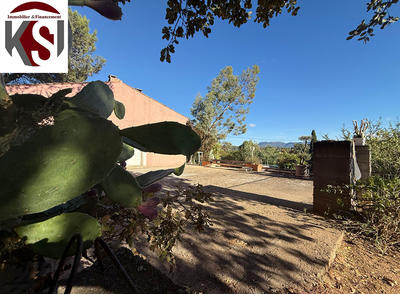 Maison - 97 m² - 3 pièces