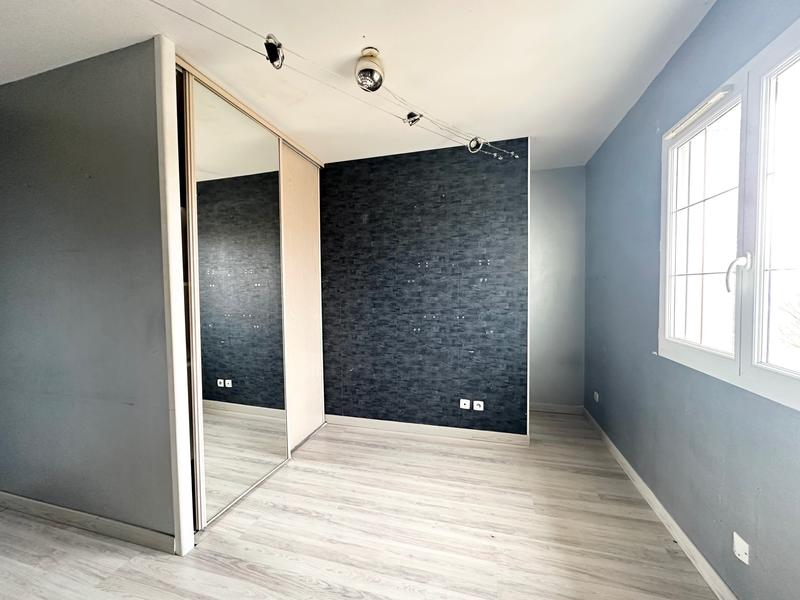 Maison - 104 m² - 5 pièces