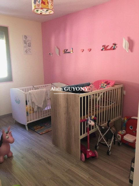 Maison traditionnelle - 96 m² - 5 pièces