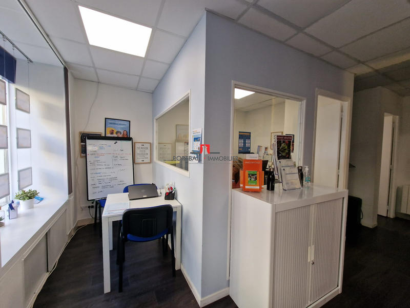 Local commercial - 38 m² - 2 pièces