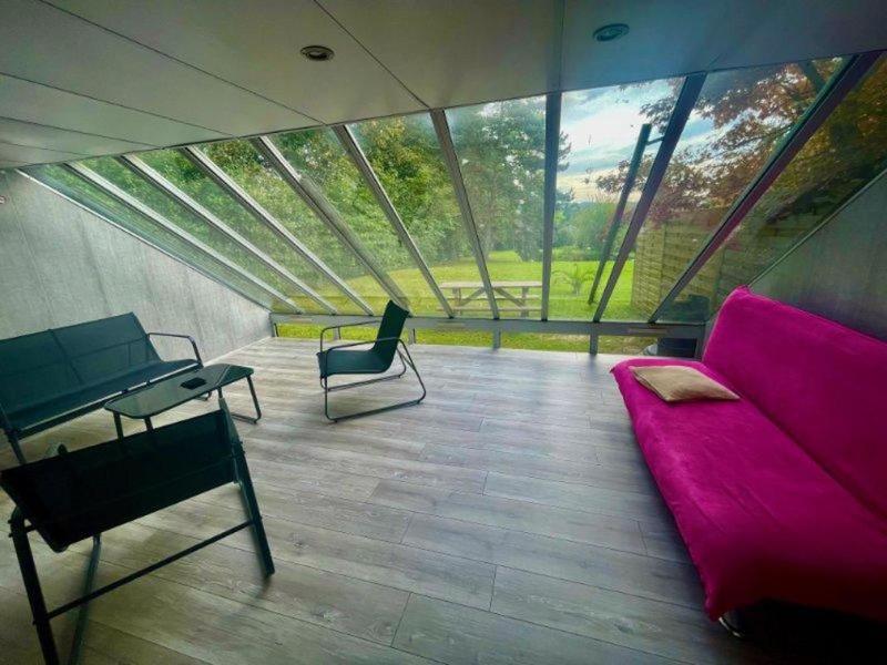 Pavillon - 230 m² - 8 pièces