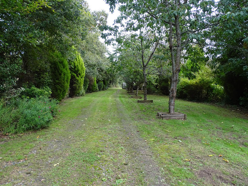 Maison - 418 m² - 15 pièces