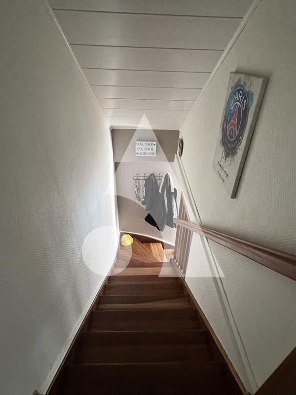 Maison - 102 m² - 5 pièces