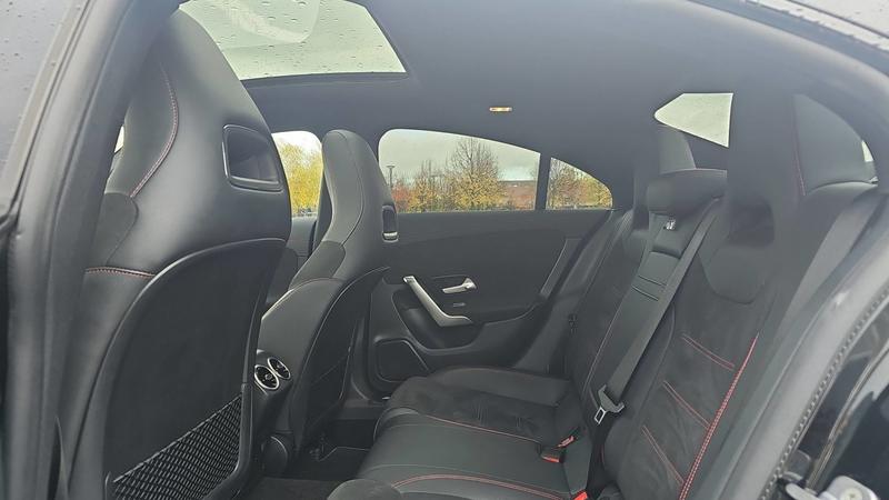 Mercedes Classe Cla 250 e 218 Hybride Bva8 Amg Line - Automatique Toit ouvrant