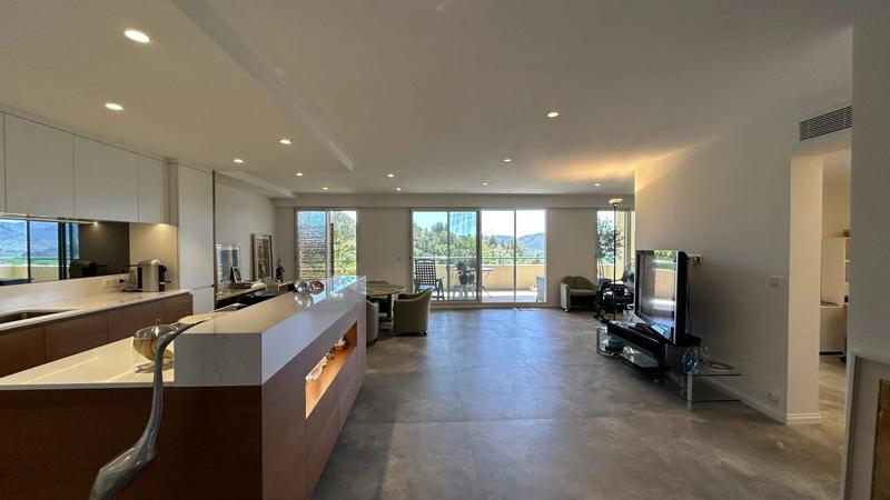 Appartement - 145 m² - 4 pièces