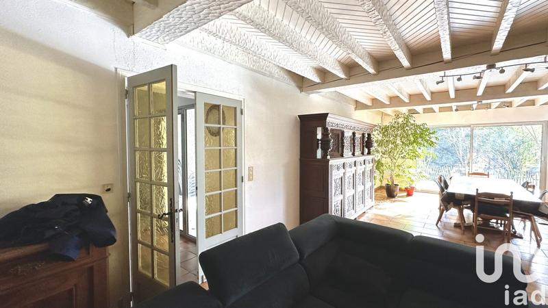 Maison - 260 m² - 9 pièces