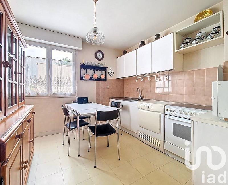 Appartement - 100 m² - 4 pièces