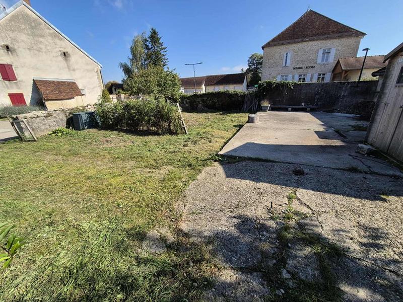 Maison - 220 m² - 8 pièces