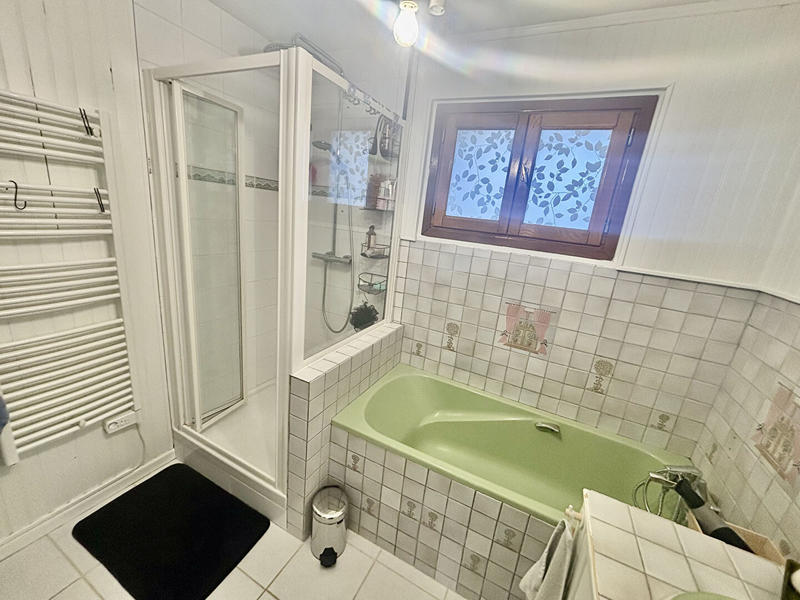 Maison - 174 m² - 8 pièces