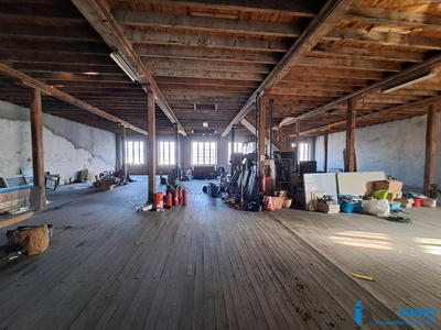 Local d'activités - 1 800 m²