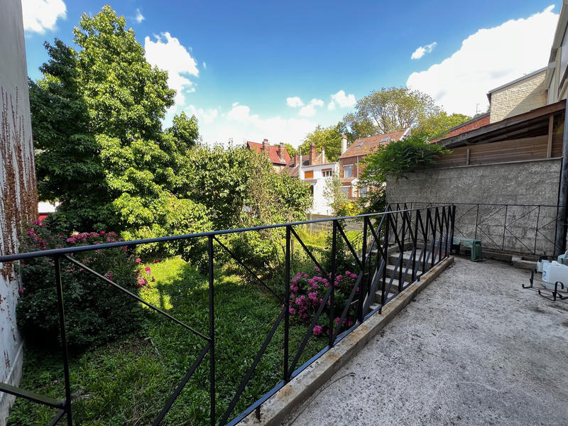 Maison - 95 m² - 5 pièces