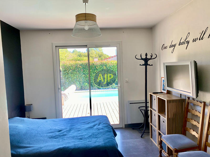 Maison - 157 m² - 4 pièces