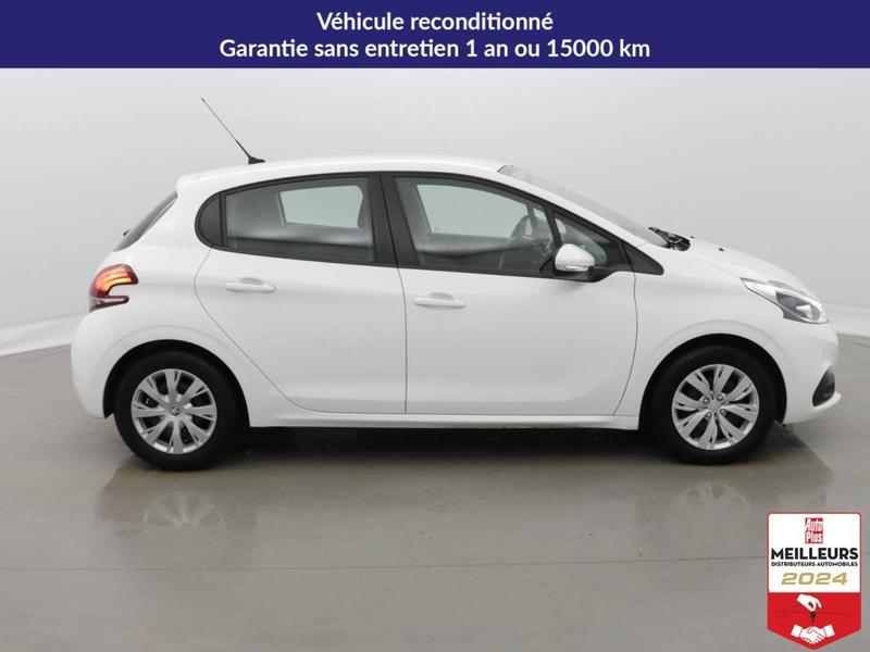 Peugeot 208 PureTech 82 Active +Navigation