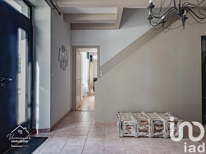 Maison - 225 m² - 6 pièces