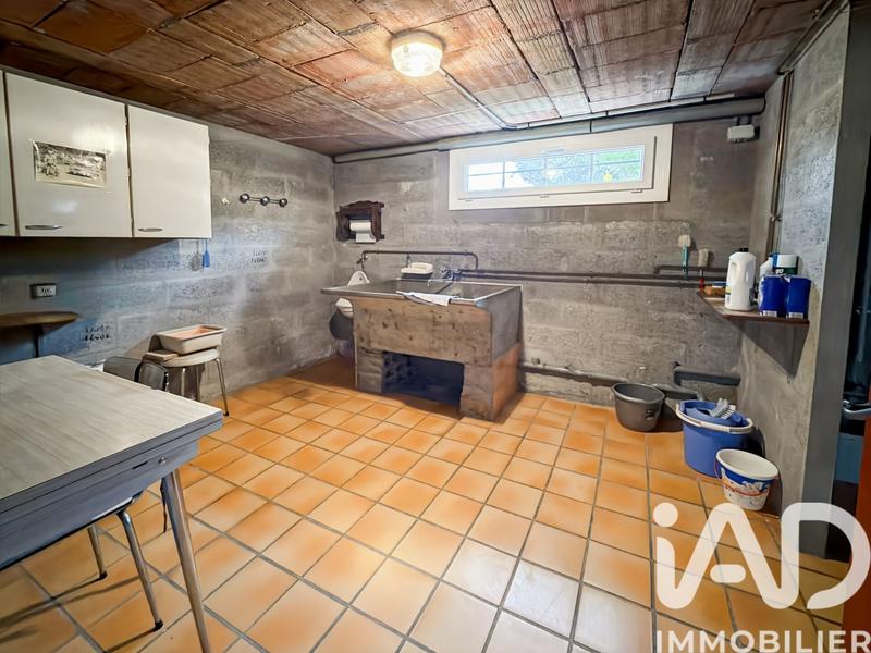 Maison - 188 m² - 7 pièces