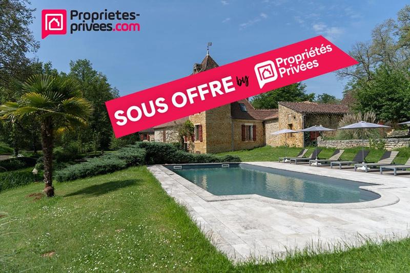 Maison - 326 m² - 13 pièces