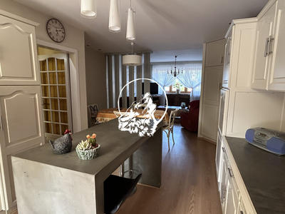 Maison ancienne - 200 m² - 7 pièces