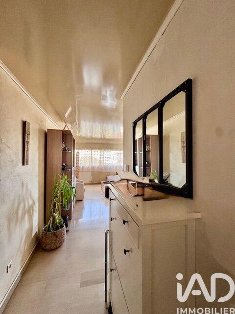 Appartement - 80 m² - 4 pièces