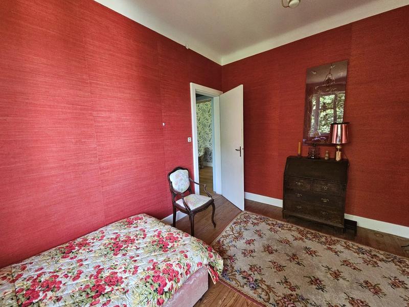 Maison - 338 m² - 8 pièces