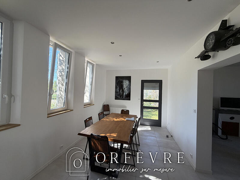 Maison - 150 m² - 6 pièces