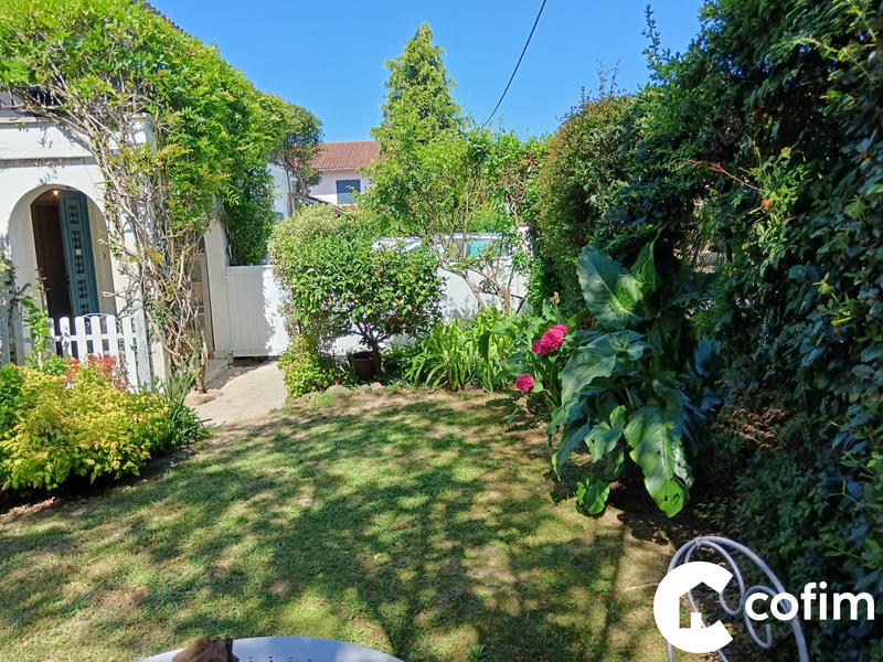 Appartement - 174 m² - 5 pièces