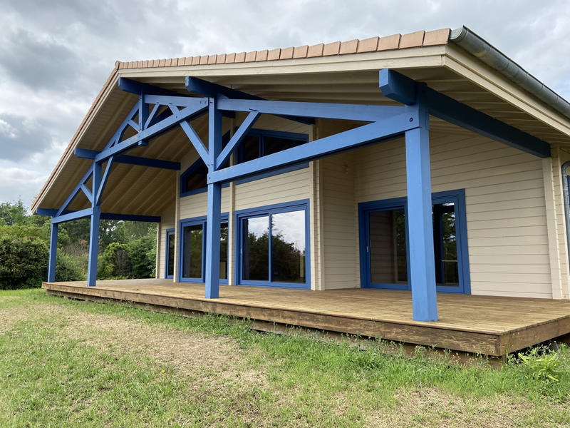 Maison - 371 m² - 15 pièces