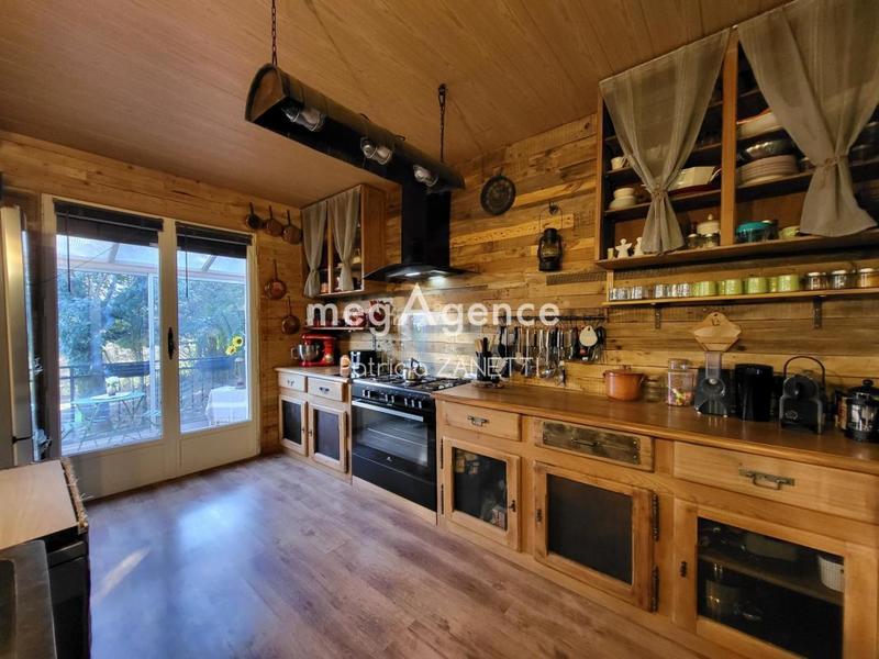 Maison traditionnelle - 63 m² - 2 pièces