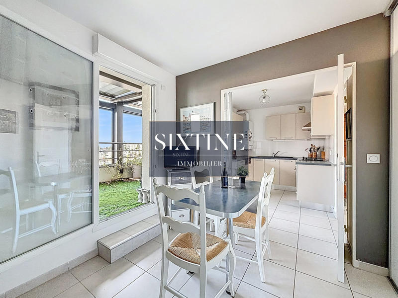 Appartement - 107 m² - 4 pièces