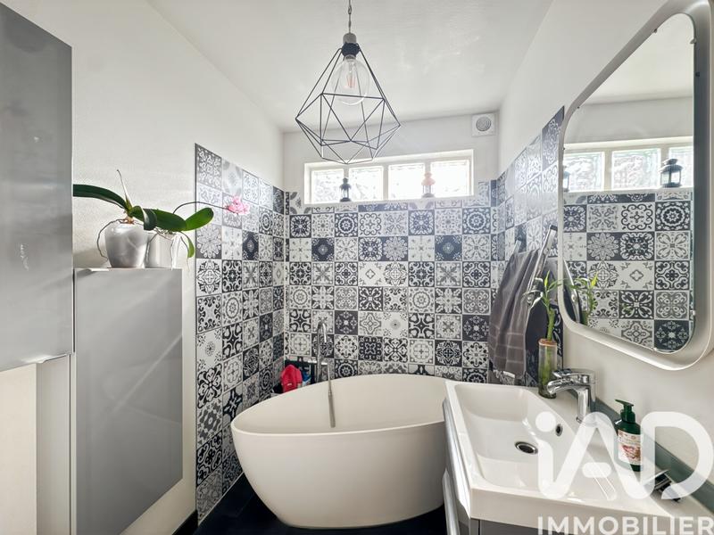 Maison - 110 m² - 5 pièces