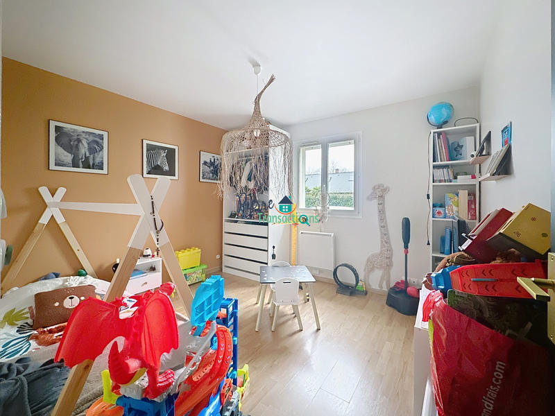 Maison - 98 m² - 4 pièces