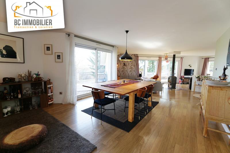 Maison - 167 m² - 6 pièces