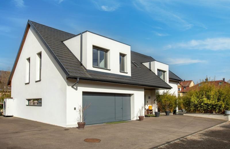 Maison - 240 m² - 10 pièces