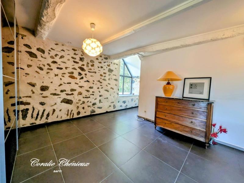 Maison de maîtres - 390 m² - 10 pièces