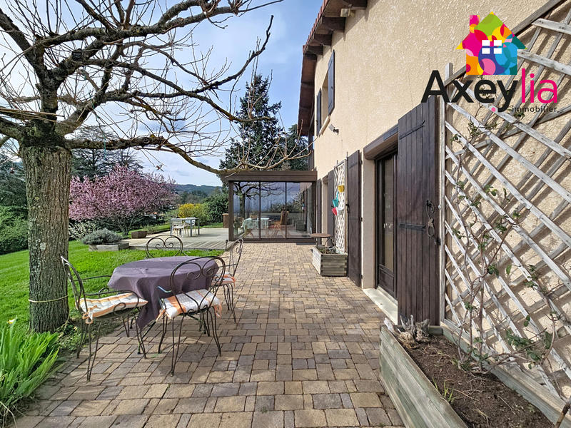 Maison - 138 m² - 6 pièces