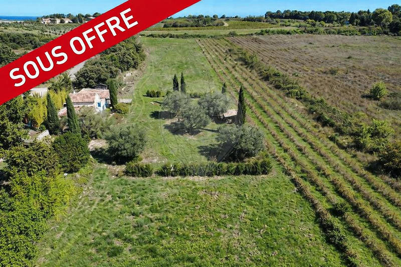 Propriété - 93 m² - 4 pièces